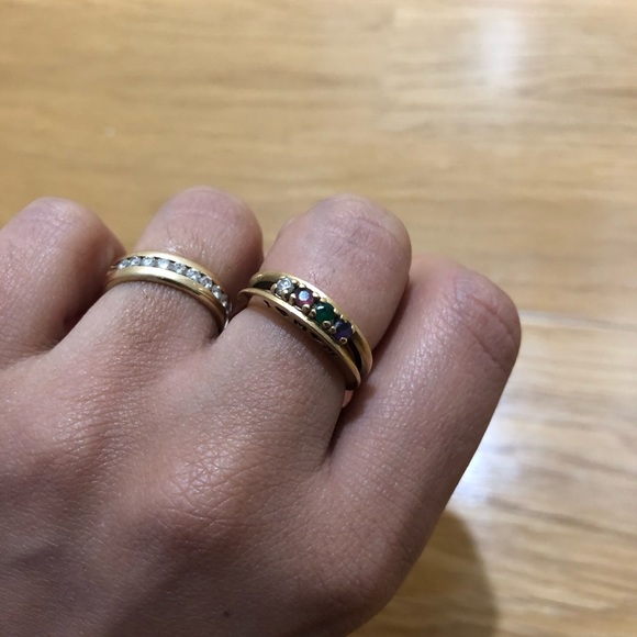 10K ‘I ❤️ MOM’ Gold Ring - Picture 5 of 5